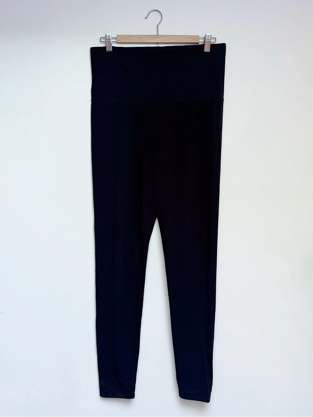 hatch • ultimate before during after leggings • bodyflex black • maternity small - Picture 3 of 5